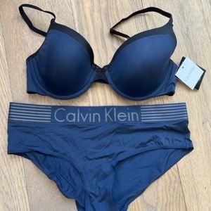 Clavin Klein Bra and Panty Set